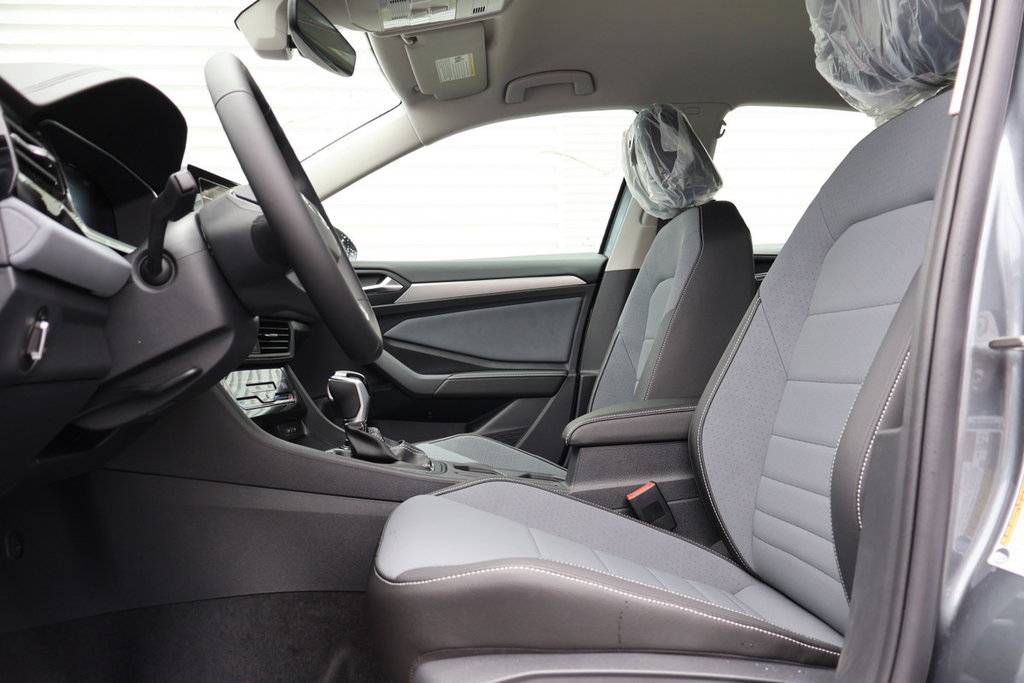 2025 Volkswagen Jetta Comfortline in Mascouche, Quebec - 8 - w1024h768px