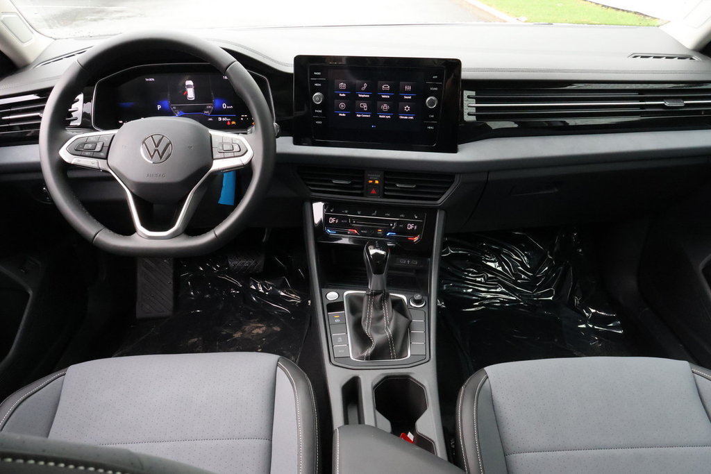 2025 Volkswagen Jetta Comfortline in Mascouche, Quebec - 10 - w1024h768px