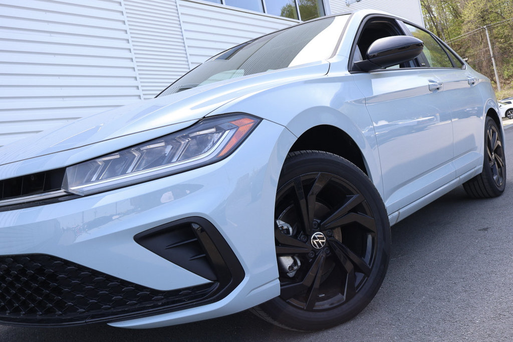 Volkswagen Jetta Comfortline 2025 à Mascouche, Québec - 7 - w1024h768px