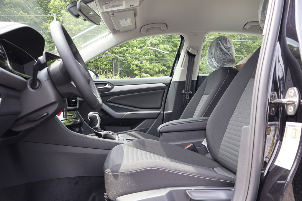 2025 Volkswagen Jetta Trendline in Mascouche, Quebec - 7 - w1024h768px