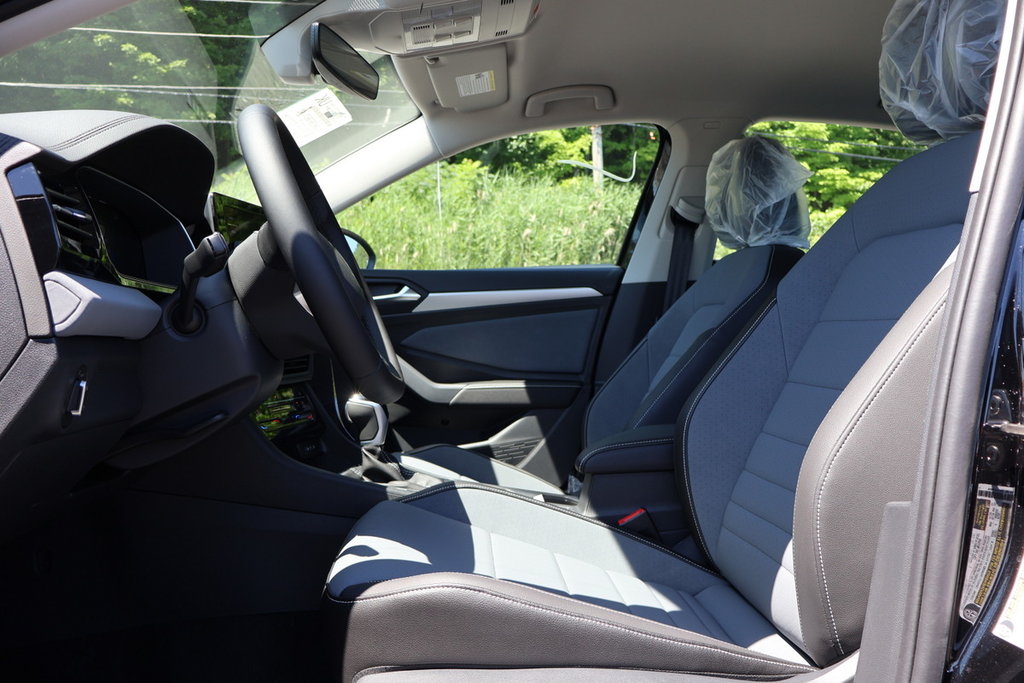 2025 Volkswagen Jetta Comfortline in Mascouche, Quebec - 9 - w1024h768px