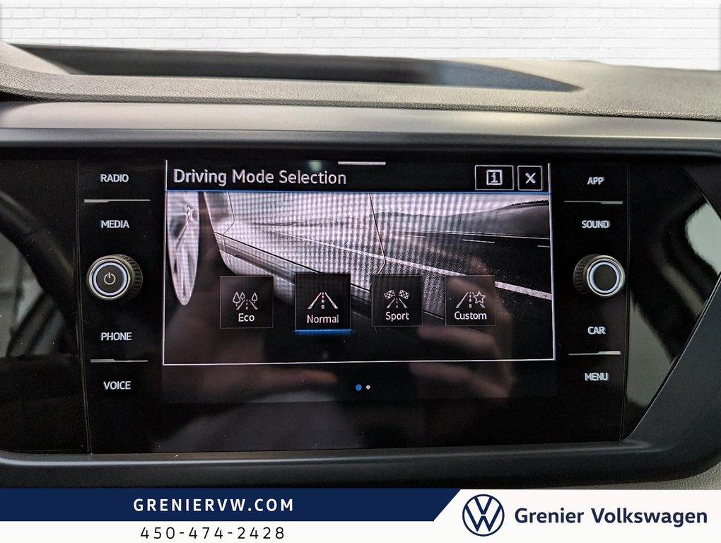 Volkswagen Taos Comfortline, Toit, Carplay, 4Motion 2022 à Mascouche, Québec - 22 - w1024h768px