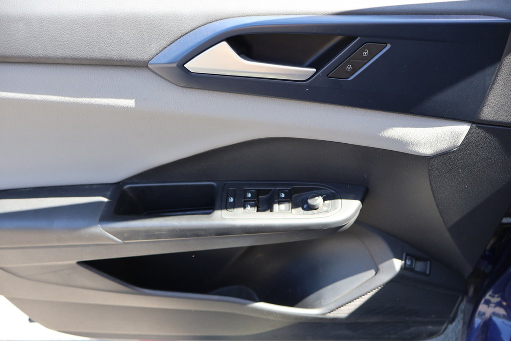 2022 Volkswagen Taos Comfortline,Toit pano, 4motion in Mascouche, Quebec - 27 - w1024h768px