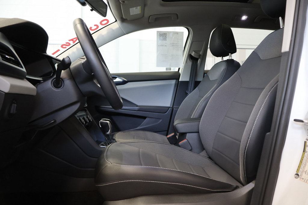 Volkswagen Taos 2022 Comfortline, Toit ouvrant, Sieges chauffants 2022 à Mascouche, Québec - 10 - w1024h768px