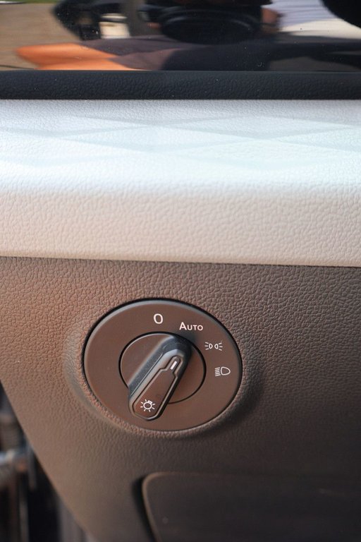2022 Volkswagen Taos Trendline, Jamais Accidenté, Siege Chauff, Carplay in Terrebonne, Quebec - 25 - w1024h768px