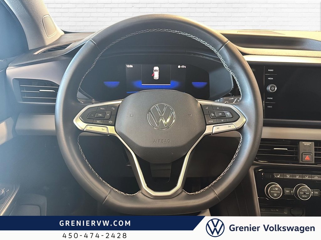 Volkswagen TAOS Comfortline, AWD, Toit, Jantes 18'' 2022 à Mascouche, Québec - 14 - w1024h768px