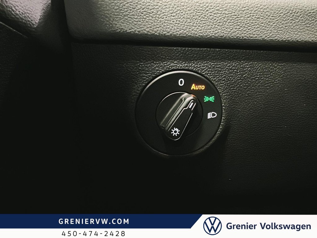 Volkswagen TAOS Comfortline, Toit Pano, Carplay, Siege Chauffant 2022 à Terrebonne, Québec - 16 - w1024h768px
