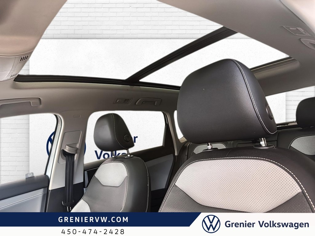 Volkswagen Taos Highline, AWD, Cuir, Toit, Carplay 2022 à Terrebonne, Québec - 12 - w1024h768px
