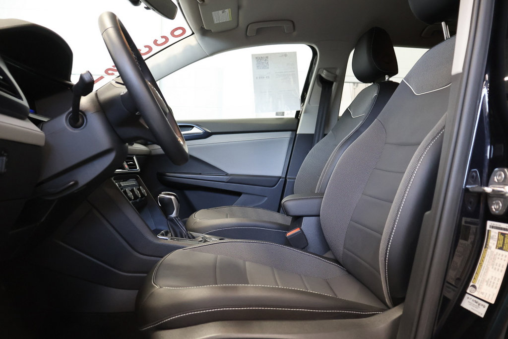 Volkswagen Taos Comfortline,4MOTION,Mags, Bluethoot 2023 à Mascouche, Québec - 10 - w1024h768px
