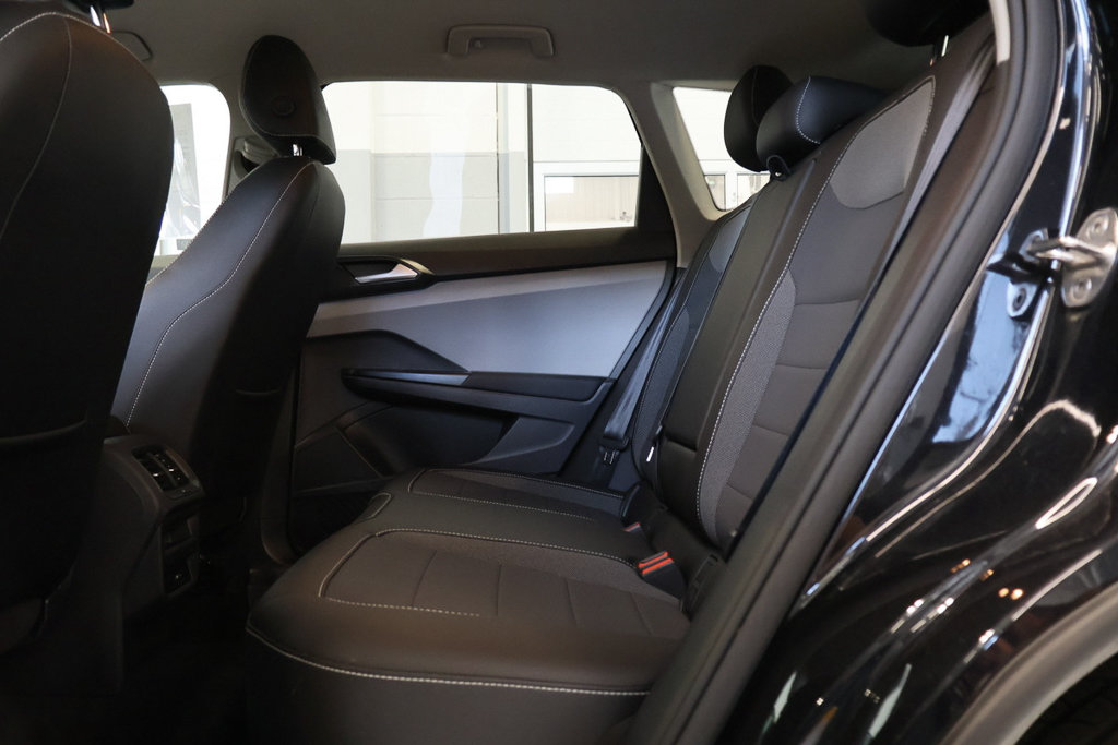 Volkswagen Taos Comfortline,4MOTION,Mags, Bluethoot 2023 à Mascouche, Québec - 25 - w1024h768px