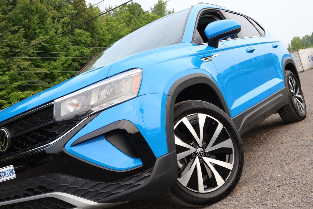 2023 Volkswagen Taos Comfortline, Carplay, Toit ouvrant, 4Motion in Mascouche, Quebec - 9 - w1024h768px