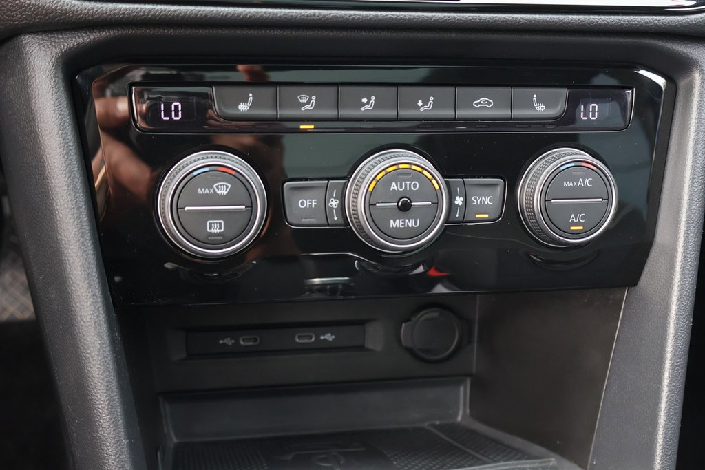 2023 Volkswagen Taos Comfortline, Carplay, Toit ouvrant, 4Motion in Mascouche, Quebec - 23 - w1024h768px