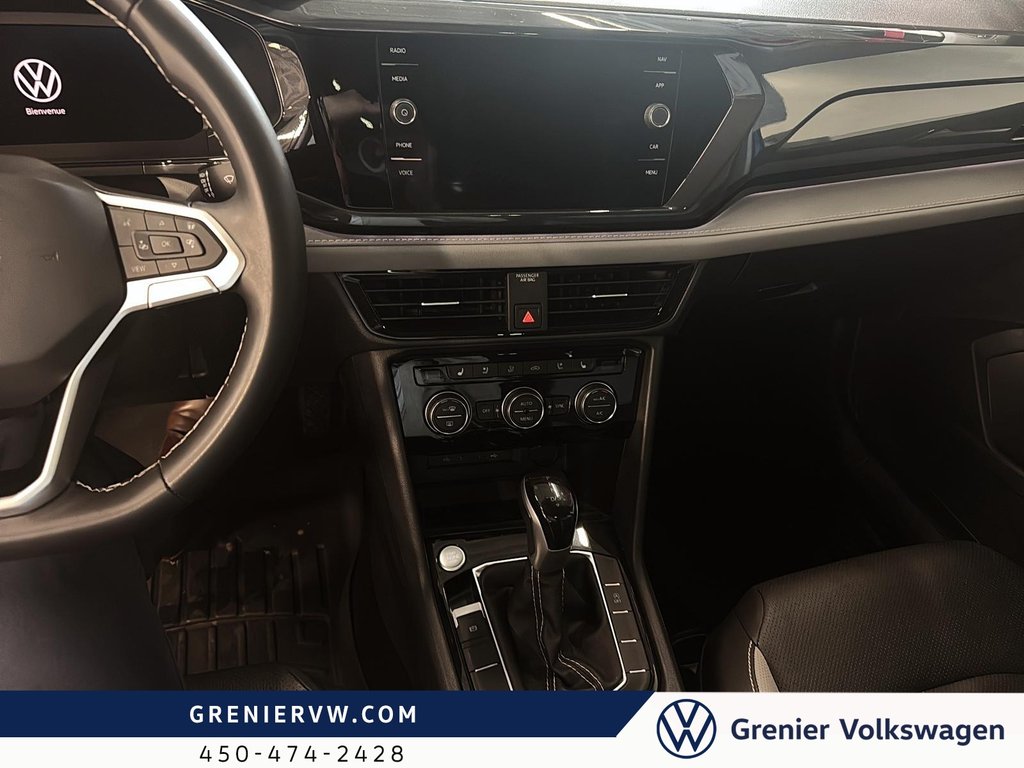 Volkswagen Taos Highline, 1 Propriétaire ,Cuir, Toit, Jantes 19'' 2023 à Mascouche, Québec - 10 - w1024h768px