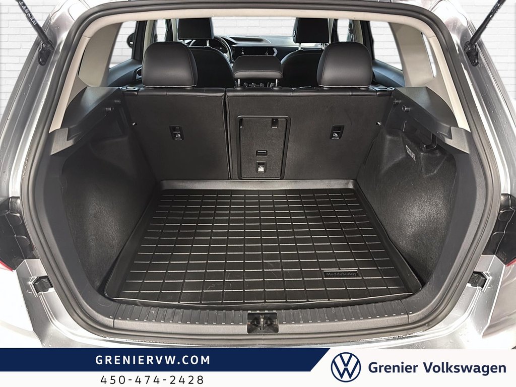 2023 Volkswagen Taos Comfortline, Toit, Carplay, 4Motion in Terrebonne, Quebec - 12 - w1024h768px