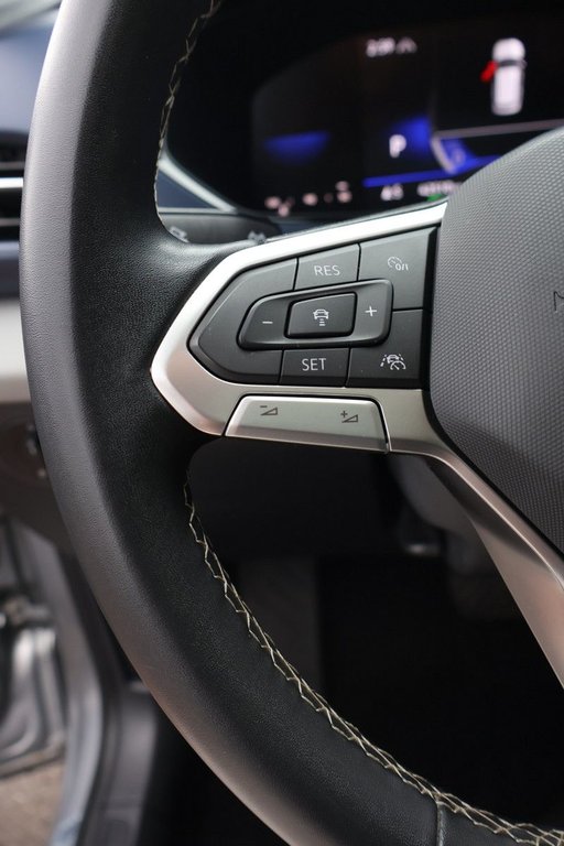 Volkswagen Taos Comfortline, Toit, Carplay, 4Motion 2023 à Mascouche, Québec - 17 - w1024h768px