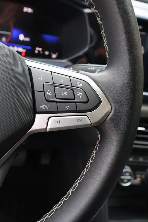 Volkswagen Taos Comfortline, Toit, Carplay, 4Motion 2023 à Mascouche, Québec - 18 - w1024h768px