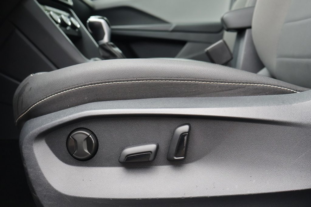 Volkswagen Taos Comfortline, Toit, Carplay, 4Motion 2023 à Mascouche, Québec - 13 - w1024h768px