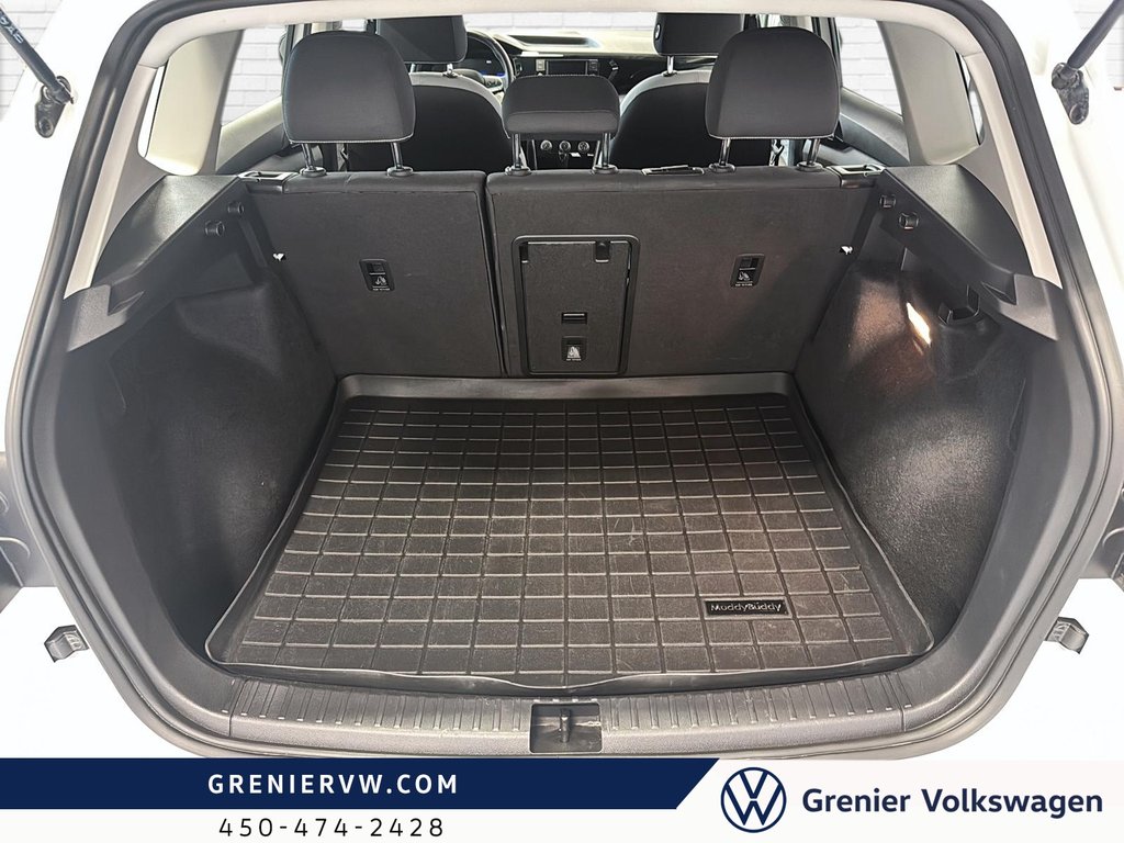 2023 Volkswagen TAOS Trendline, 4-Motion, Carplay, Siege Chauffant in Terrebonne, Quebec - 7 - w1024h768px