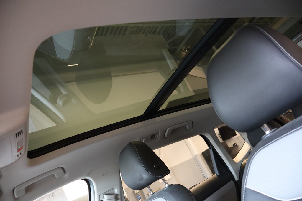 Volkswagen Taos Highline+19''+toit pano+cuir 2024 à Mascouche, Québec - 10 - w1024h768px