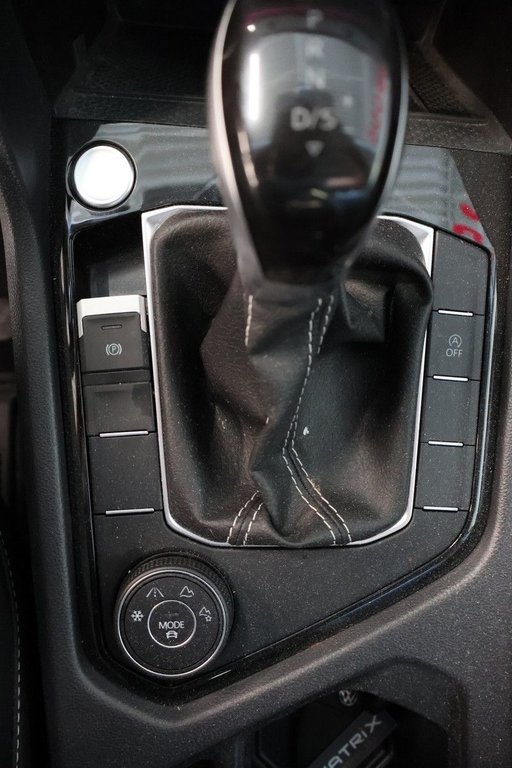 Volkswagen Taos Highline+19''+toit pano+cuir 2024 à Mascouche, Québec - 25 - w1024h768px