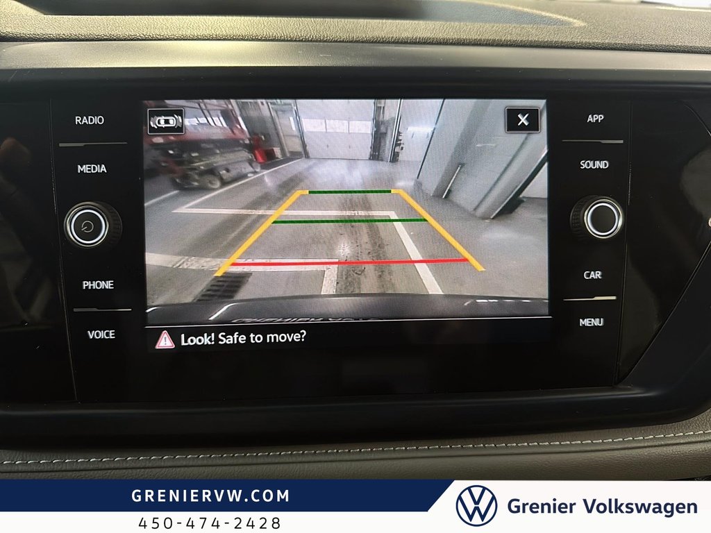 Volkswagen Taos Comfortline, AWD, Carplay, Démarreur 2024 à Terrebonne, Québec - 15 - w1024h768px
