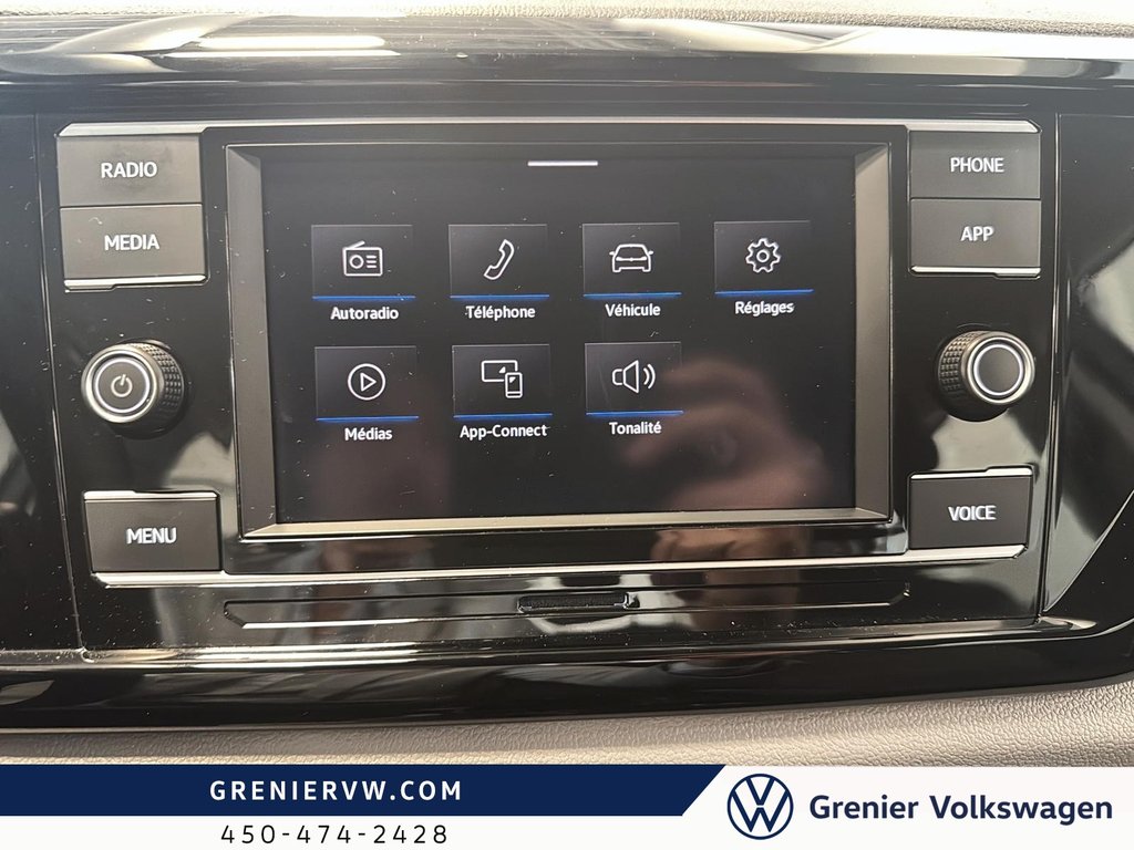 2024 Volkswagen TAOS Trendline, 4-Motion, Carplay, Siege Chauffant in Terrebonne, Quebec - 12 - w1024h768px