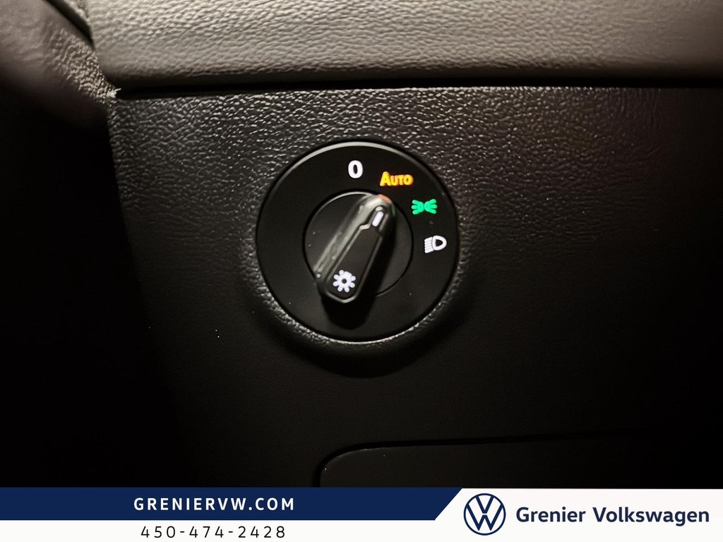 Volkswagen TAOS Comfortline, AWD, Carplay, Siège Chauffant 2024 à Terrebonne, Québec - 19 - w1024h768px