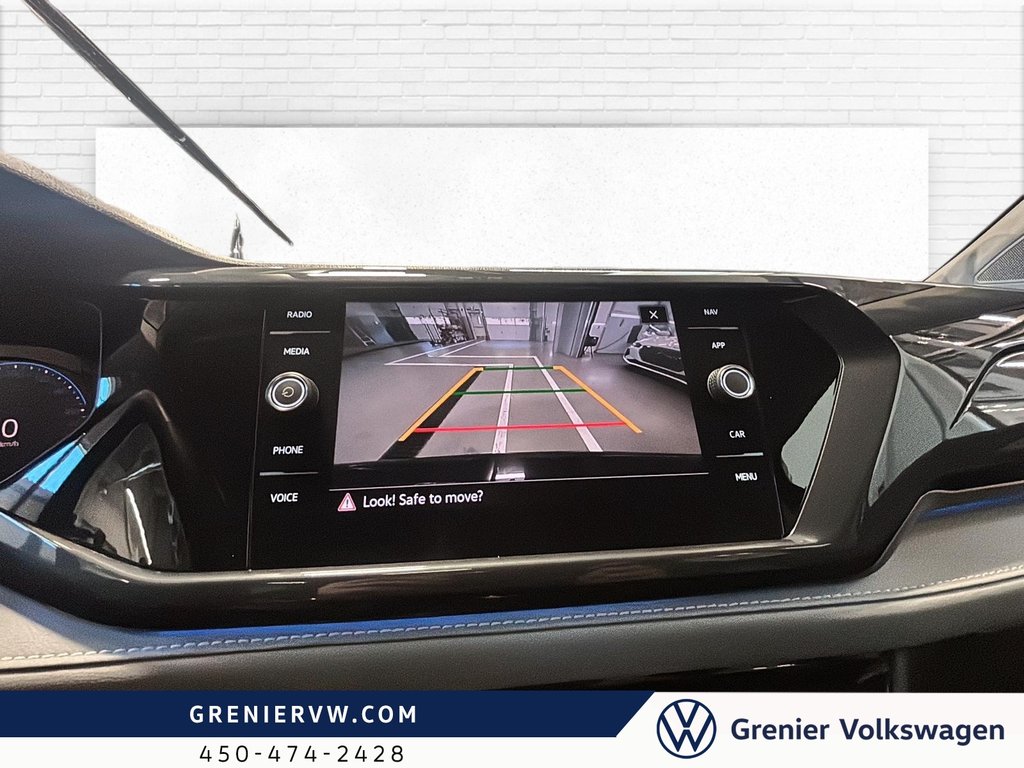 2024 Volkswagen TAOS Highline, 4Motion, Cuir, Toit, Carplay in Terrebonne, Quebec - 12 - w1024h768px
