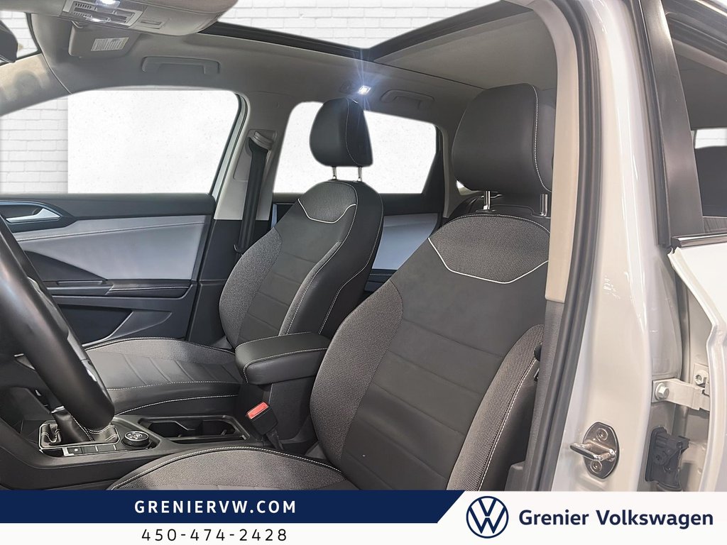 Volkswagen TAOS Comfortline, Black edition, 4Motion, Toit, Carplay 2024 à Terrebonne, Québec - 14 - w1024h768px