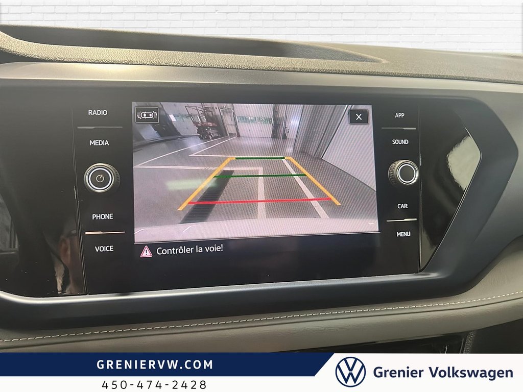 Volkswagen TAOS Comfortline, Black edition, 4Motion, Toit, Carplay 2024 à Terrebonne, Québec - 18 - w1024h768px