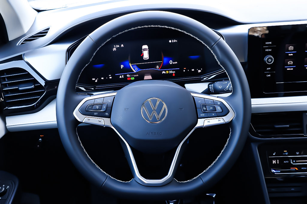 2025 Volkswagen Taos Trendline 4MOTION in Mascouche, Quebec - 11 - w1024h768px