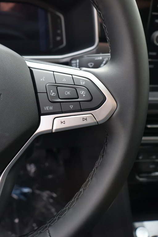 2025 Volkswagen Taos Comfortline Black Edition 4MOTION in Mascouche, Quebec - 14 - w1024h768px