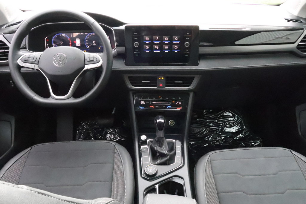 2025 Volkswagen Taos Comfortline Black Edition 4MOTION in Mascouche, Quebec - 11 - w1024h768px