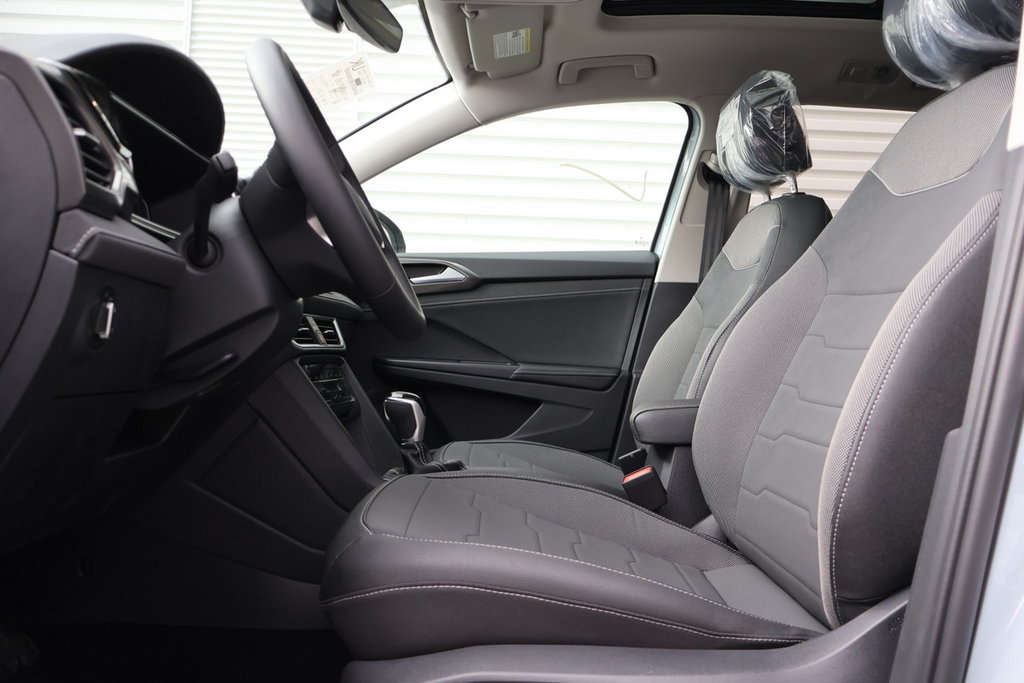 2025 Volkswagen Taos Comfortline Black Edition 4MOTION in Mascouche, Quebec - 8 - w1024h768px