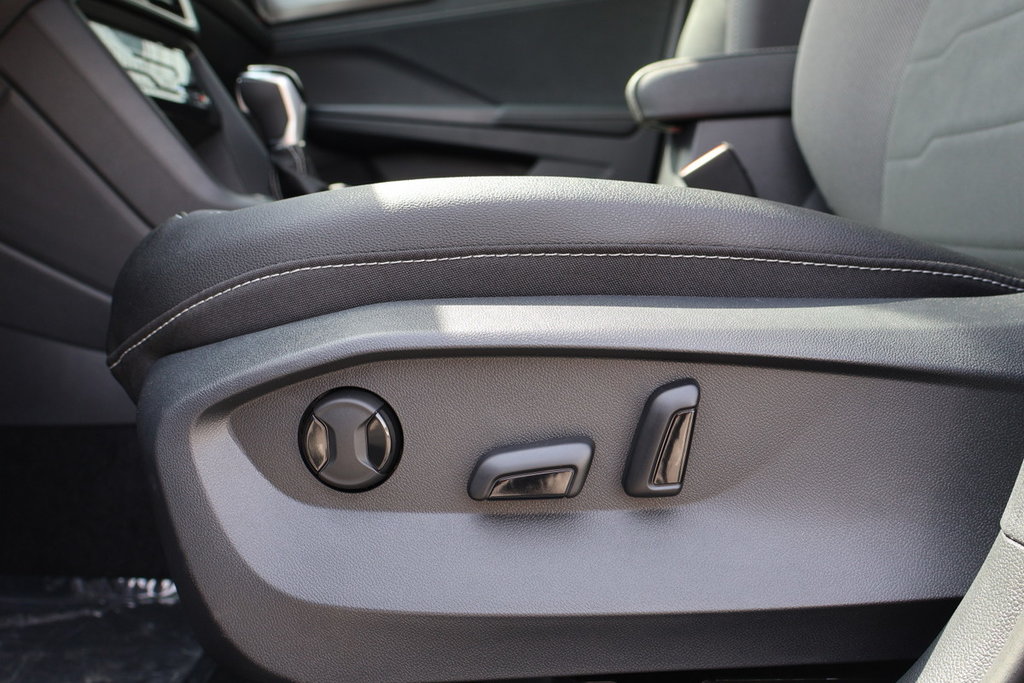 2025 Volkswagen Taos Comfortline Black Edition 4MOTION in Mascouche, Quebec - 10 - w1024h768px