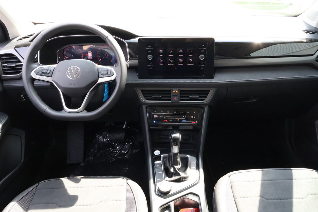 2025 Volkswagen Taos Comfortline Black Edition 4MOTION in Mascouche, Quebec - 11 - w1024h768px