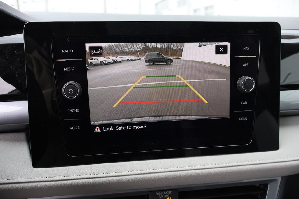 2025 Volkswagen Taos Highline 4MOTION in Mascouche, Quebec - 17 - w1024h768px