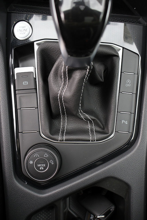 2025 Volkswagen Taos Highline 4MOTION in Mascouche, Quebec - 20 - w1024h768px