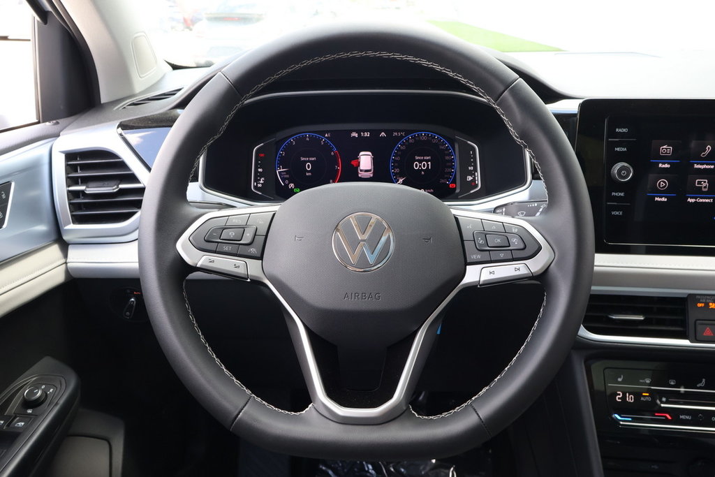 Volkswagen Taos Comfortline 4MOTION 2025 à Mascouche, Québec - 12 - w1024h768px