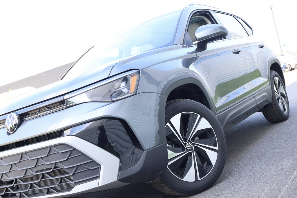 2025 Volkswagen Taos Comfortline 4MOTION in Mascouche, Quebec - 7 - w1024h768px