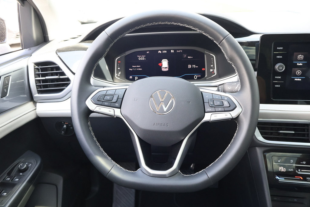 Volkswagen Taos Highline 4MOTION 2025 à Mascouche, Québec - 12 - w1024h768px