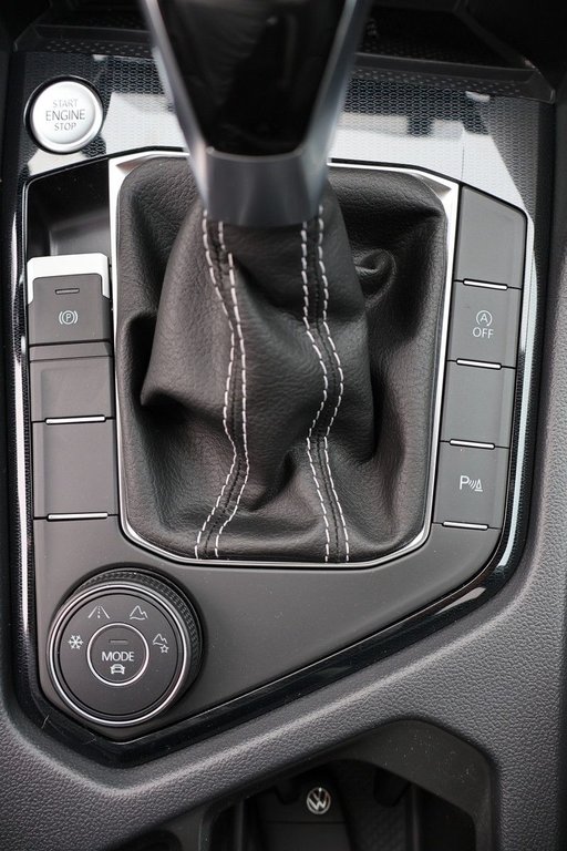 2025 Volkswagen Taos Highline 4MOTION in Mascouche, Quebec - 20 - w1024h768px