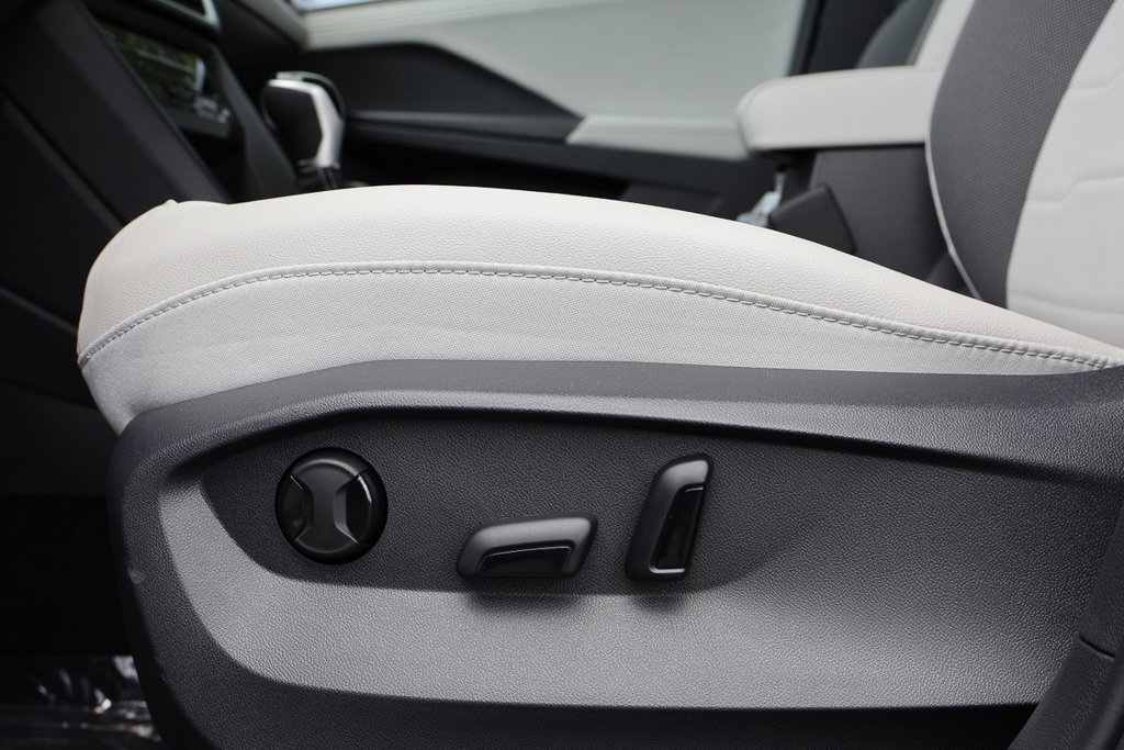 2025 Volkswagen Taos Comfortline 4MOTION in Mascouche, Quebec - 10 - w1024h768px