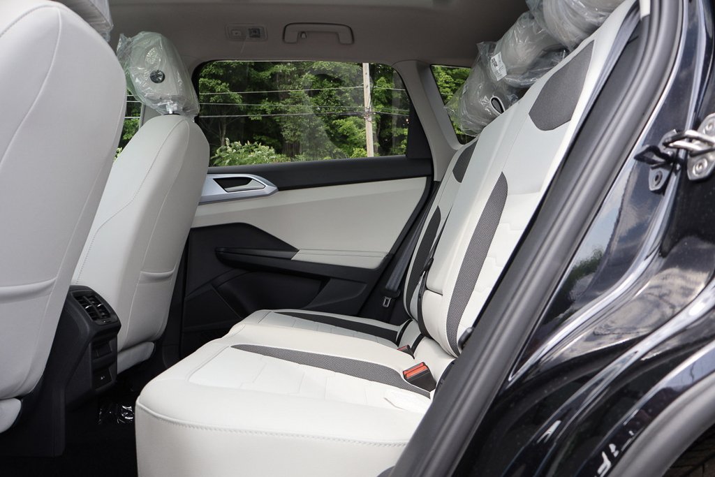 2025 Volkswagen Taos Comfortline 4MOTION in Mascouche, Quebec - 22 - w1024h768px