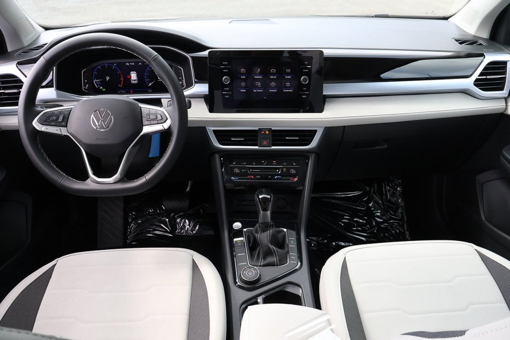2025 Volkswagen Taos Comfortline 4MOTION in Mascouche, Quebec - 11 - w1024h768px
