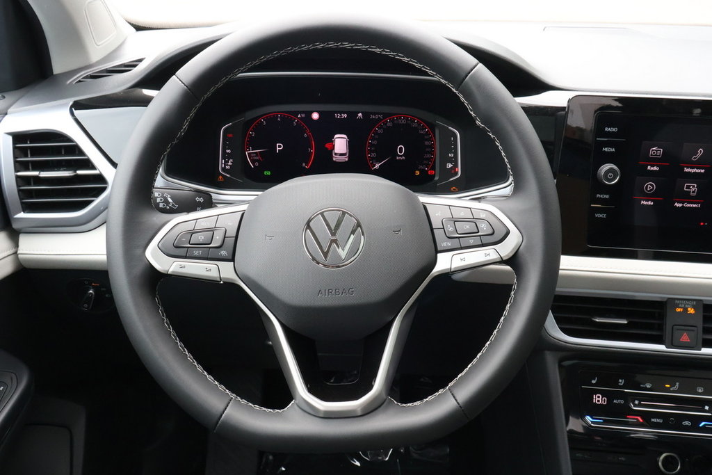 Volkswagen Taos Highline 4MOTION 2025 à Mascouche, Québec - 12 - w1024h768px