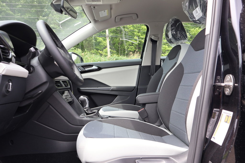 2025 Volkswagen Taos Trendline 4MOTION in Mascouche, Quebec - 8 - w1024h768px