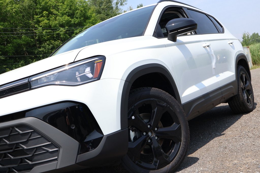 2025 Volkswagen Taos Comfortline Black Edition 4MOTION in Mascouche, Quebec - 7 - w1024h768px