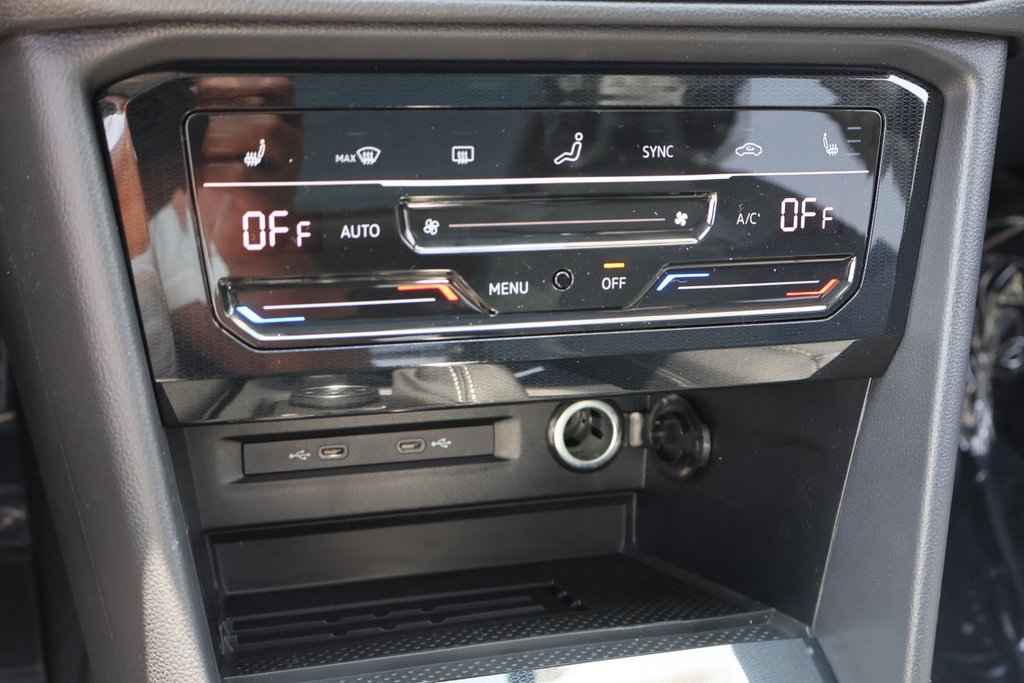 2025 Volkswagen Taos Comfortline Black Edition 4MOTION in Mascouche, Quebec - 18 - w1024h768px