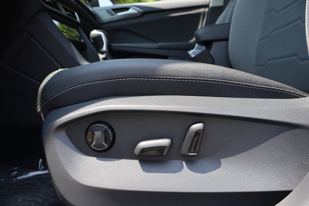 2025 Volkswagen Taos Comfortline Black Edition 4MOTION in Mascouche, Quebec - 10 - w1024h768px